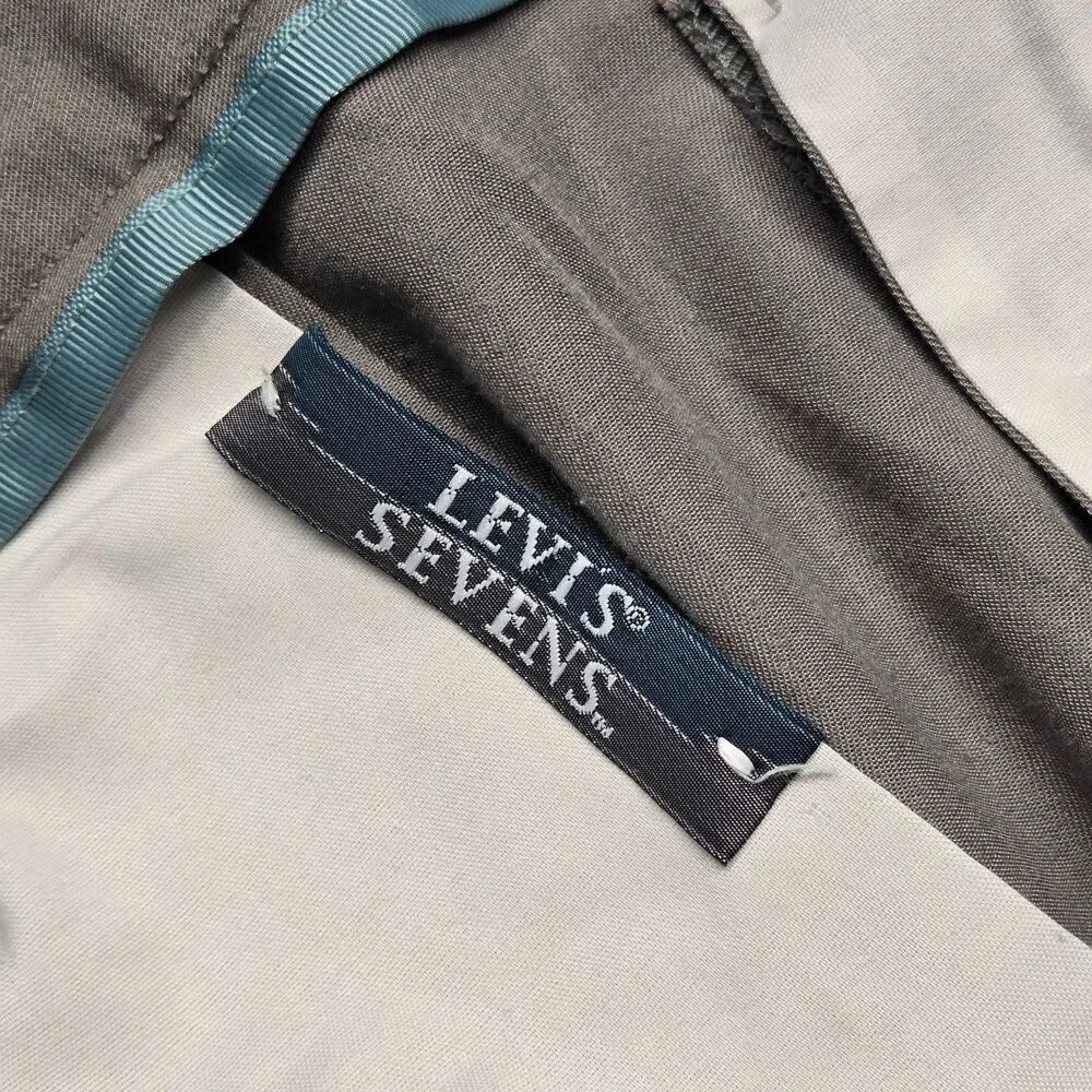 Vintage Levi’s Sevens Exact Trousers Men’s 38x27 Gray Pleated Pants USA 1990s